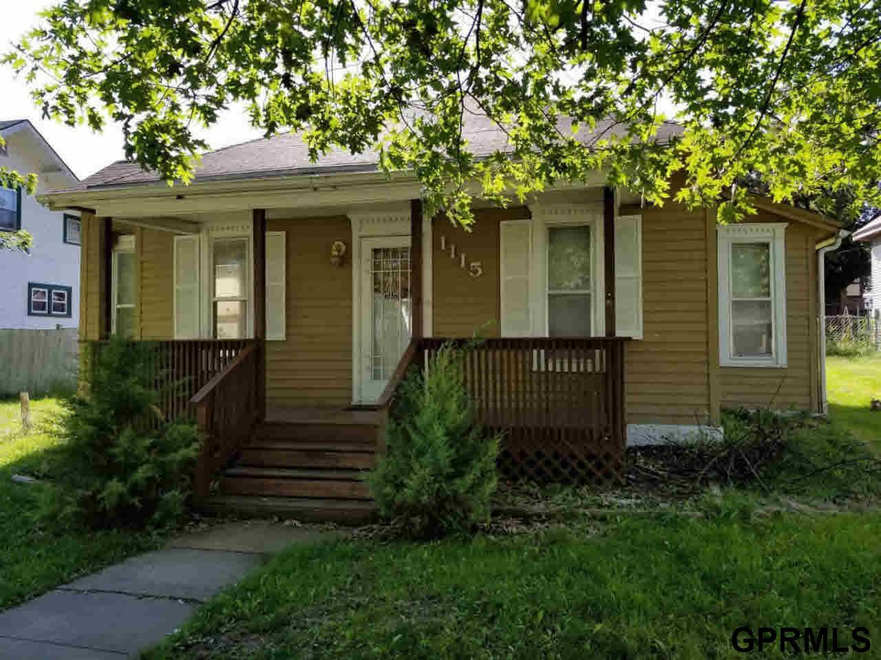 Property Photo:  1115 N Grant  NE 68467 