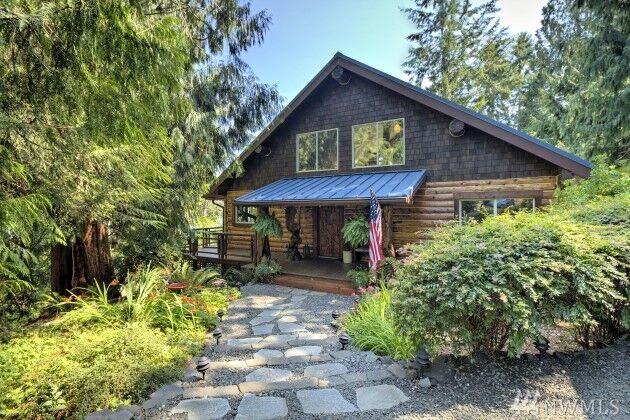 Property Photo: 793 E Stadium Beach Rd W WA 98546