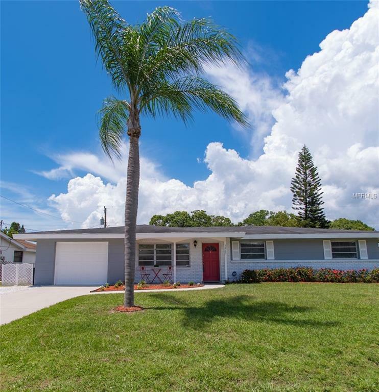 Property Photo:  3465 Fairview Drive  FL 34239 