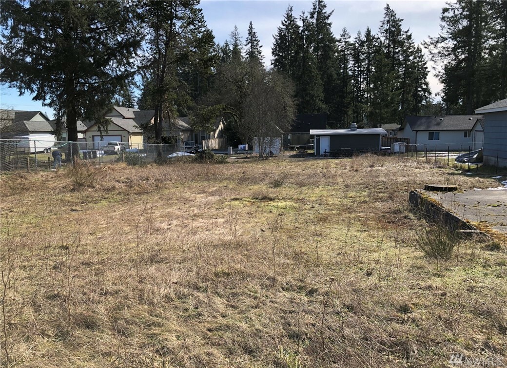 Property Photo: 321 W H St WA 98584