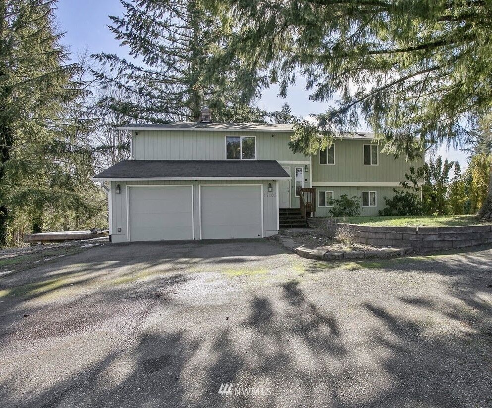 Property Photo: 17103 SE 144th Street WA 98059