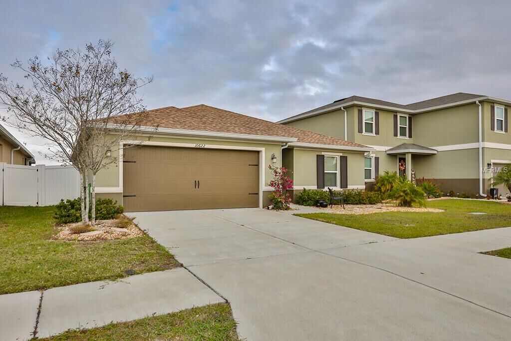 Property Photo:  10622 Aldo Moro Drive  FL 33598 