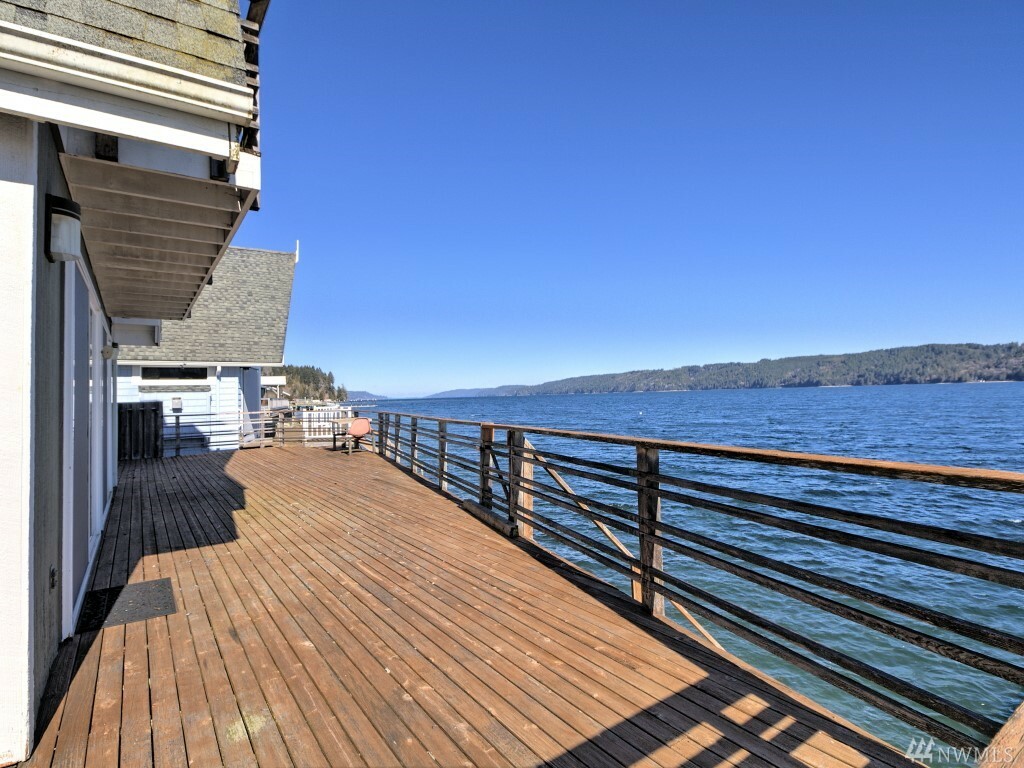 Property Photo: 23910 N US Highway 101 WA 98548