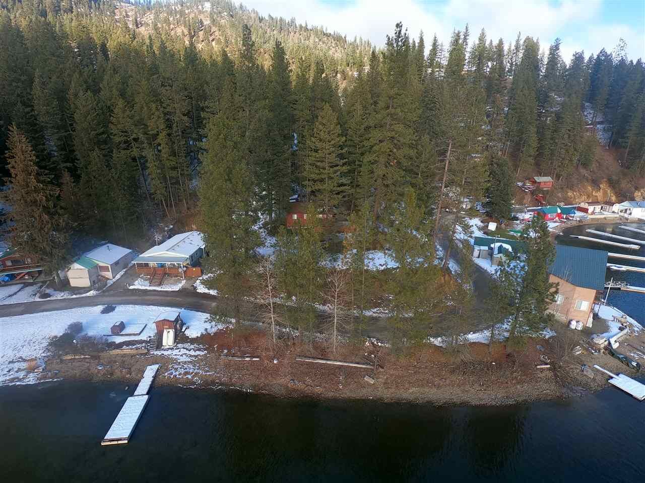 Property Photo: 4040 N Deer Lake Rd WA 99148