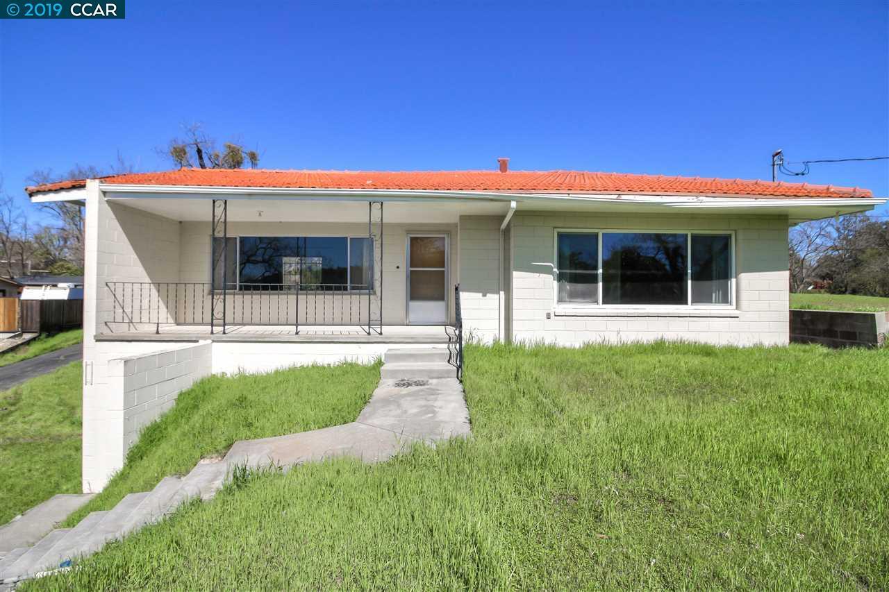 Property Photo: 2054 Hermine Ave CA 94596