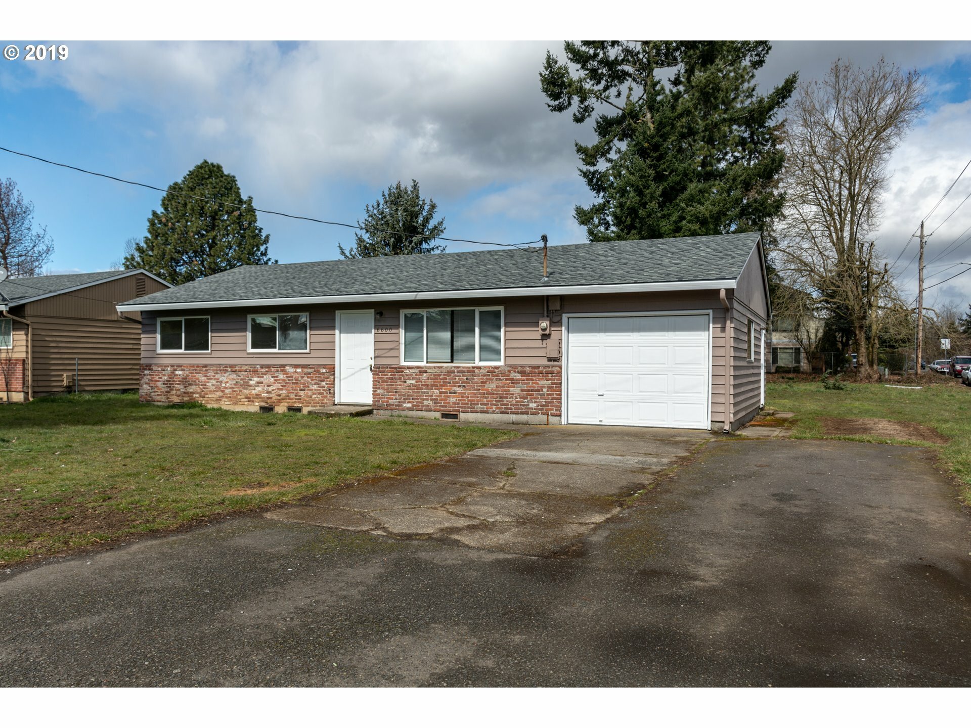 Property Photo: 6600 NE 33rd St WA 98661