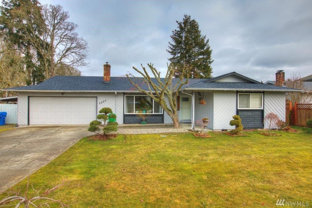 Property Photo:  3225 88th St S  WA 98499 