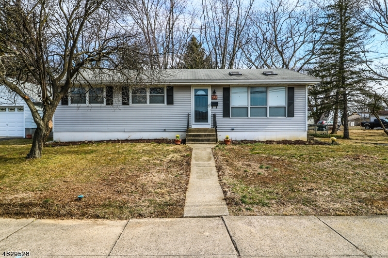 Property Photo:  921 Wilbur Ave  NJ 08865 