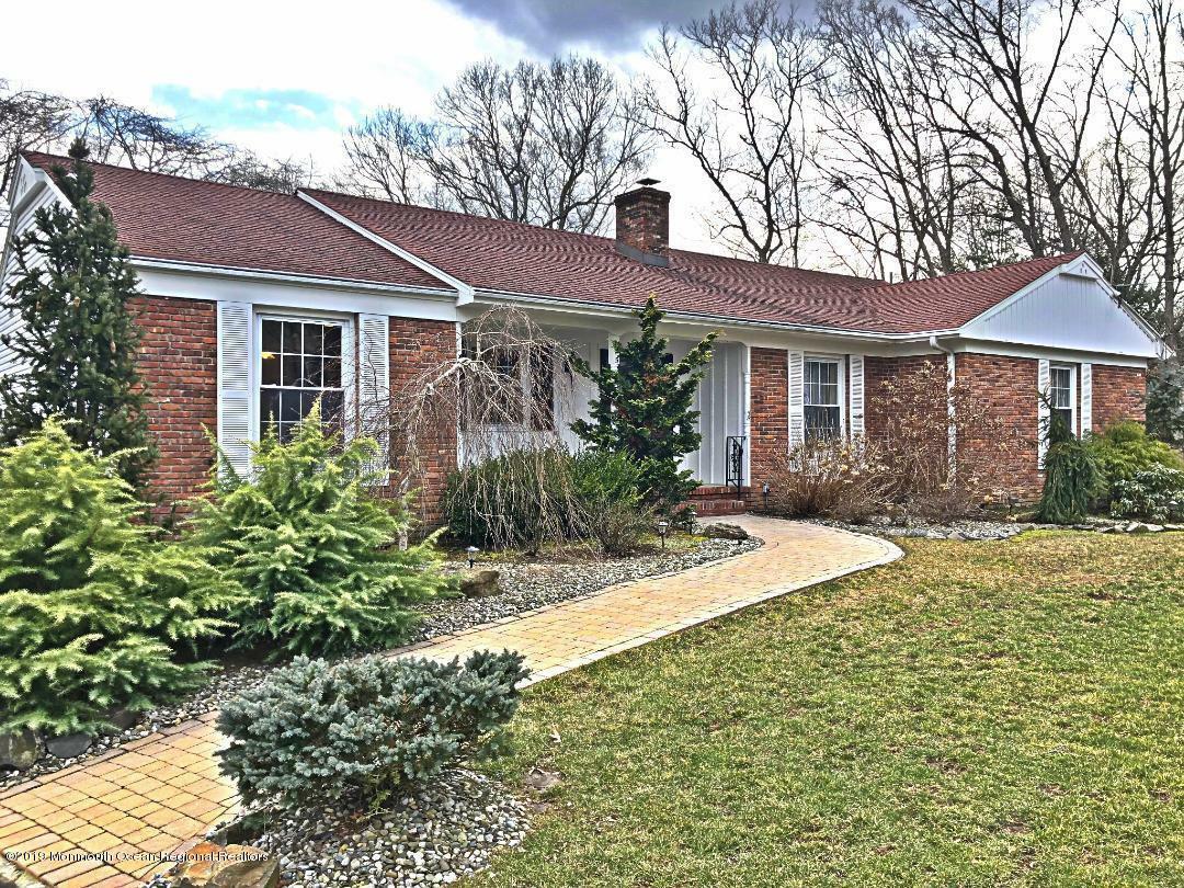 Property Photo:  5 Bedford Court  NJ 08816 