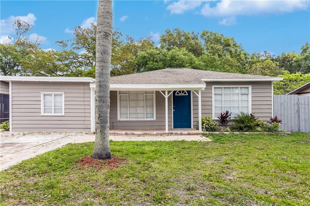 Property Photo: 4435 78th Lane N FL 33709