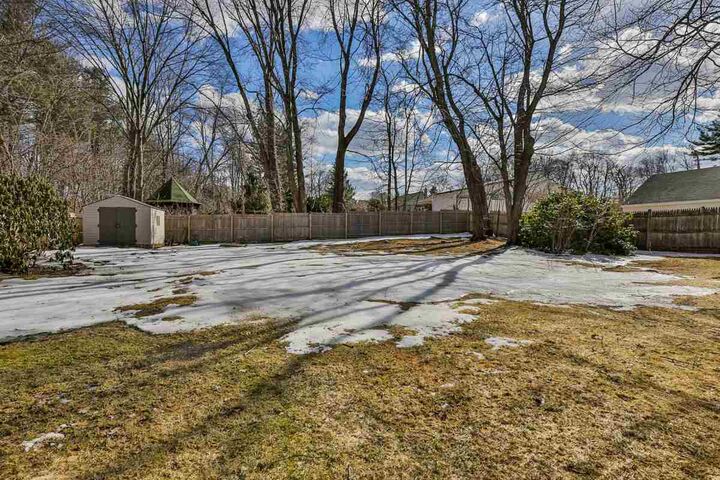 Property Photo:  519 Candia Road  NH 03109 