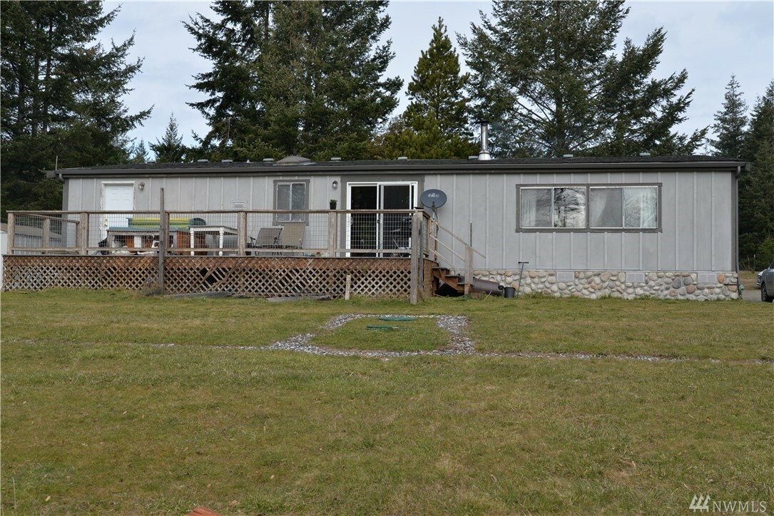 Property Photo:  120 Buck Mountain Road  WA 98245 