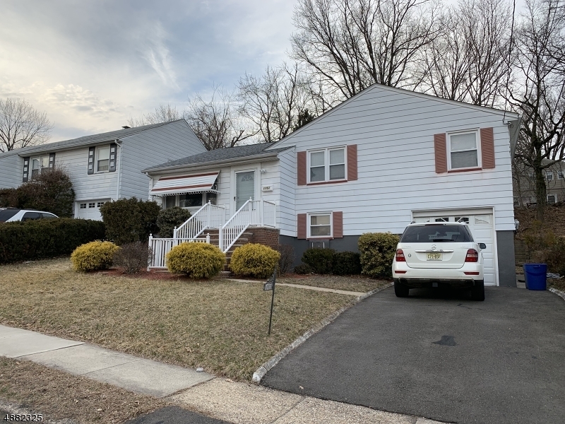 Property Photo:  1751 Colgate Pl  NJ 07083 