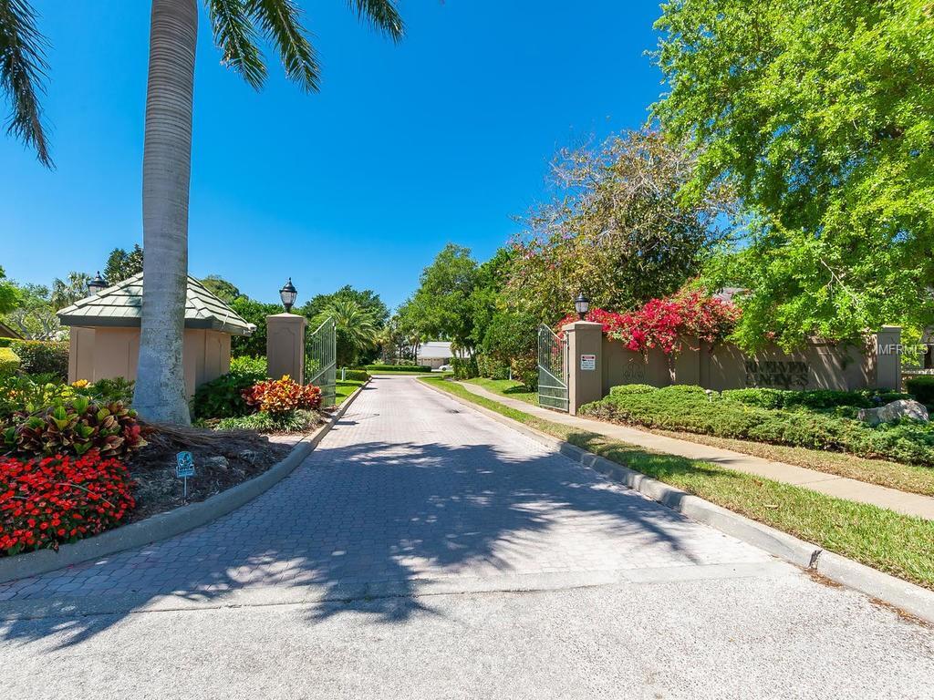 Property Photo: 2372 Landings Circle FL 34209
