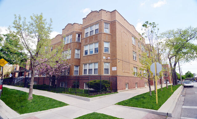 Property Photo:  3920 West Cortland Street 2  IL 60647 