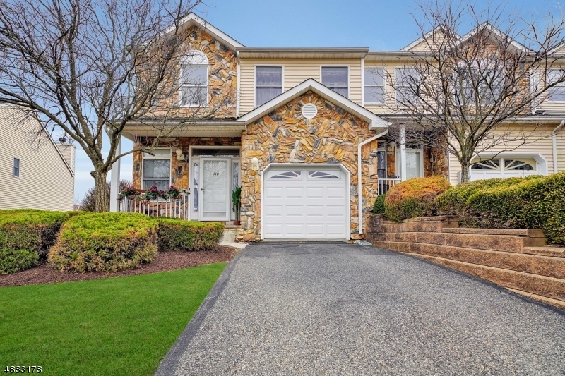 Property Photo:  118 Springhill Dr  NJ 07950 