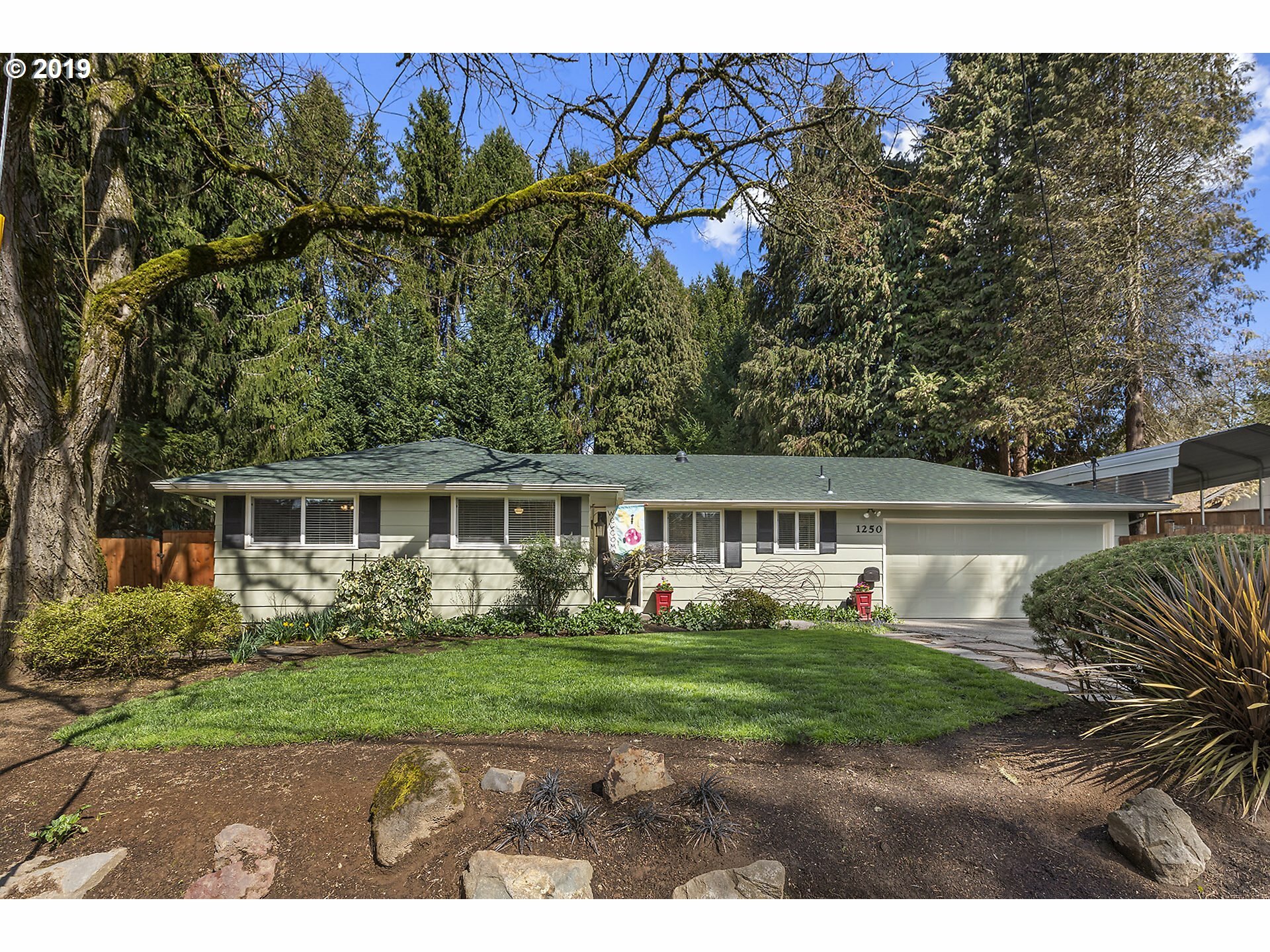 1250 Dollar St  West Linn OR 97068 photo