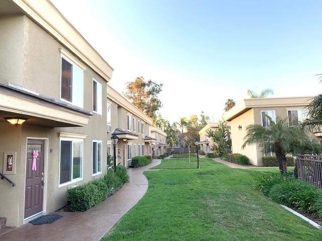 Property Photo:  792 Avocado Ave 43  CA 92020 
