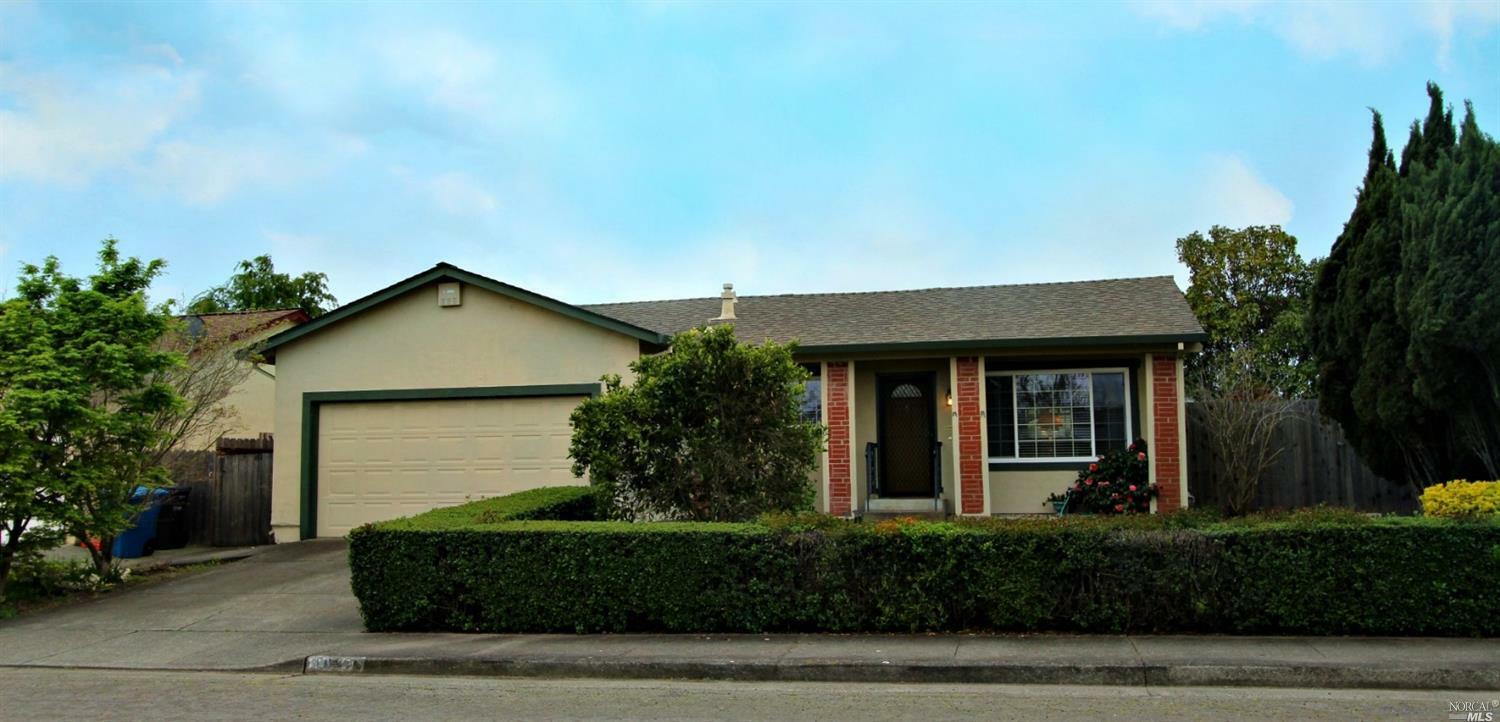 Property Photo:  1052 Daniel Drive  CA 94954 