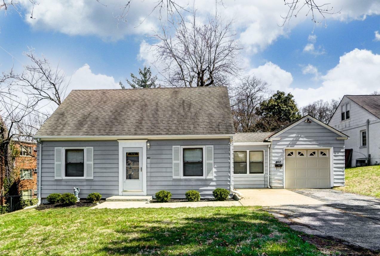 Property Photo: 462 Pedretti Avenue OH 45238
