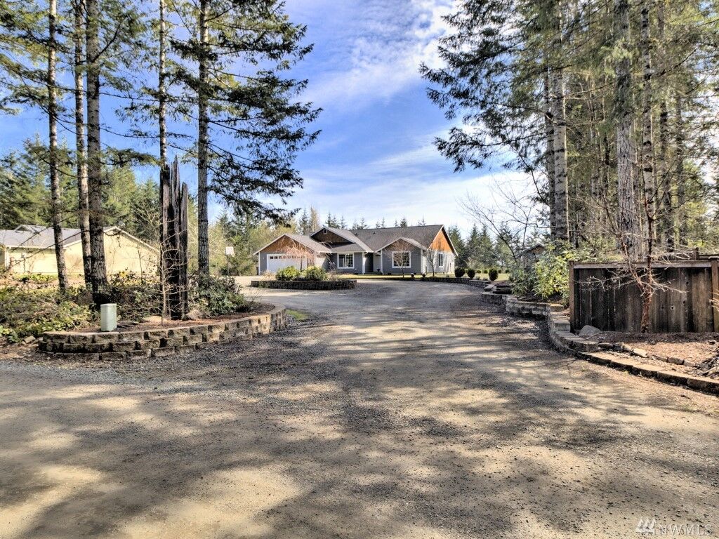 Property Photo: 1550 E Jensen Rd WA 98584