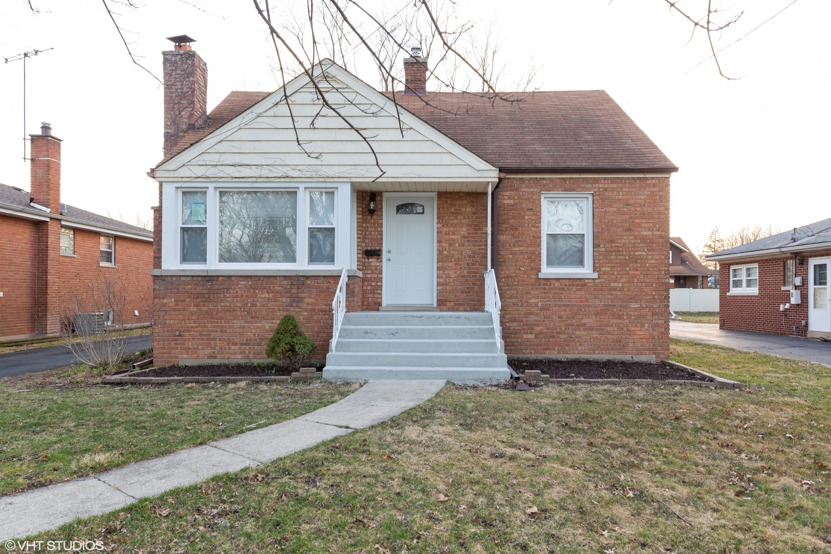 Property Photo:  1370 Selleck Street  IL 60417 