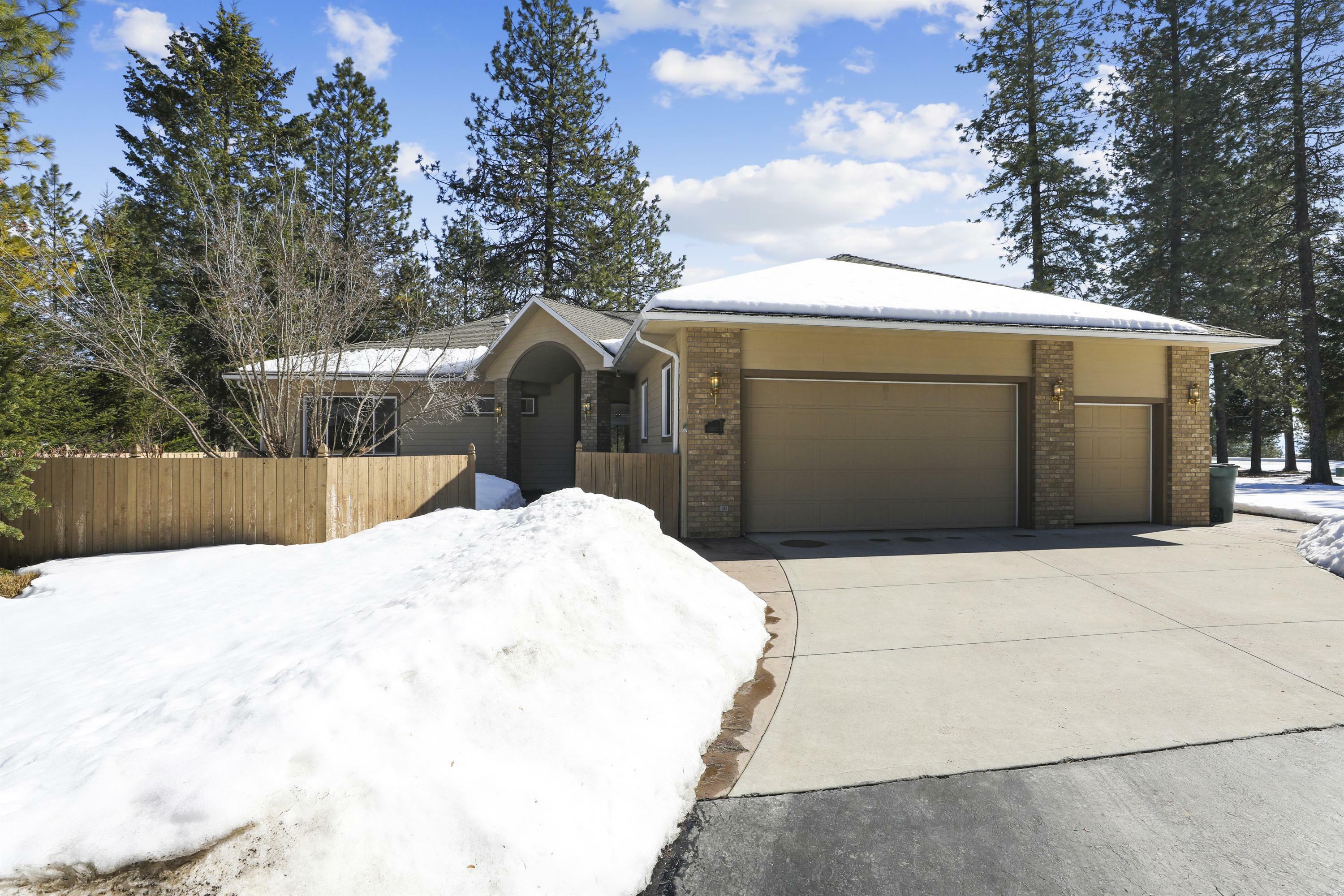 Property Photo:  703 White Tail Trl  WA 99109 