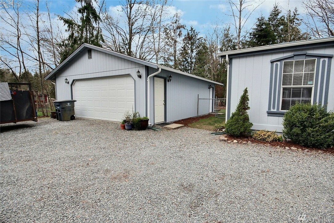 Property Photo: 18816 217th Ave E WA 98360