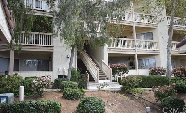 Property Photo:  5805 Oak Bend Lane 206  CA 91377 