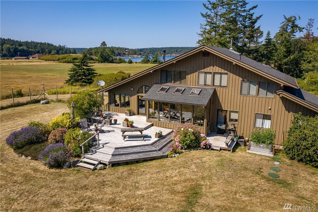 349 Tralnes Rd  Lopez Island WA 98261 photo