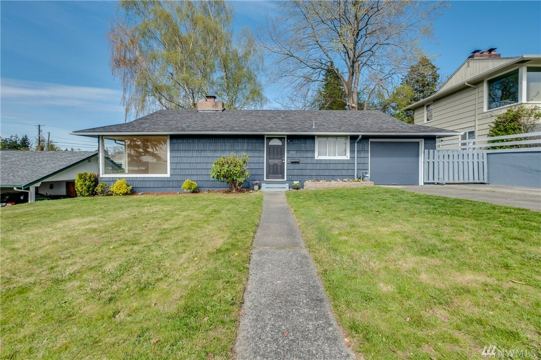 Property Photo:  2312 E 17th St  WA 98310 