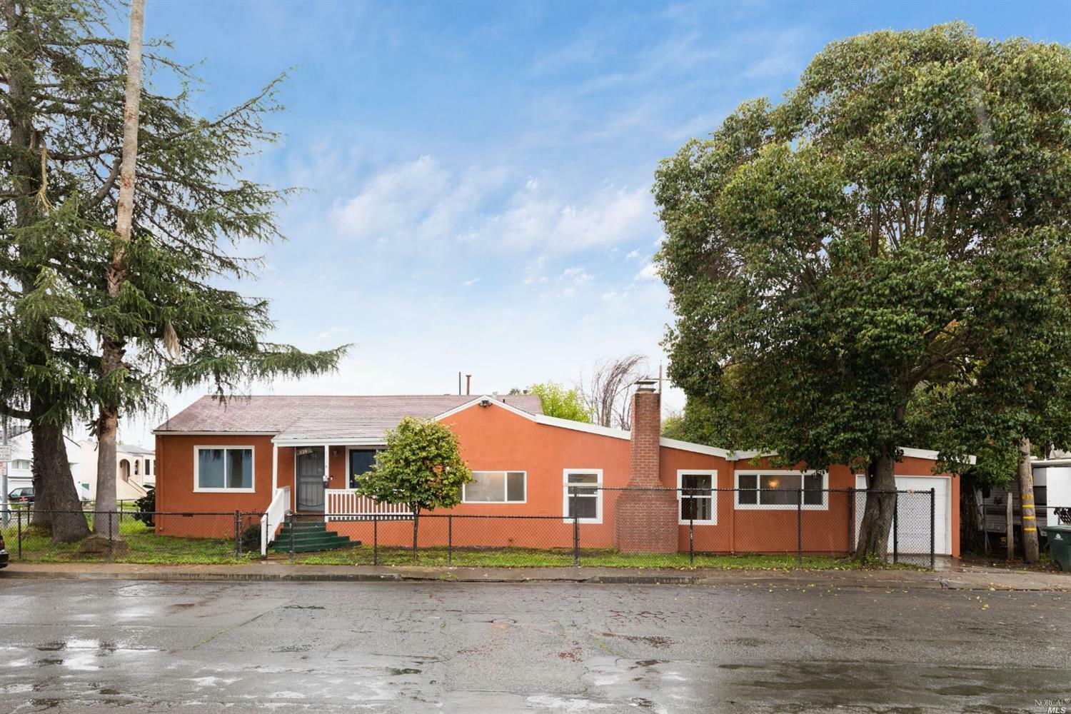 Property Photo:  539 Illinois Street  CA 94590 