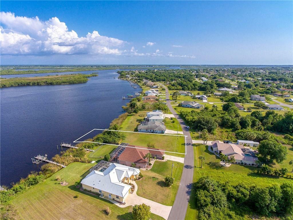Property Photo: 2228 Harbour Drive FL 33983