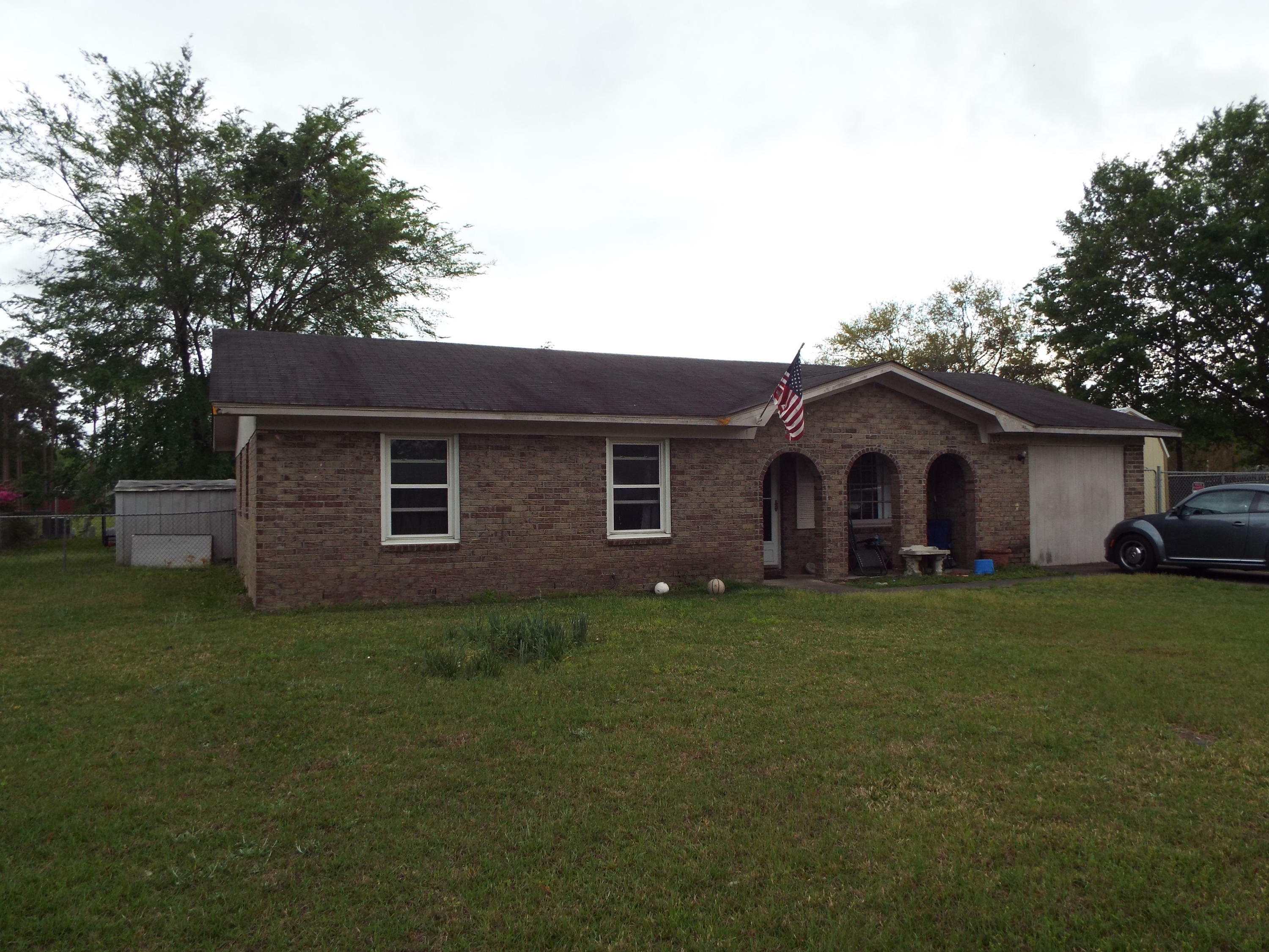 Property Photo:  103 Pierre Ct Court  SC 29483 