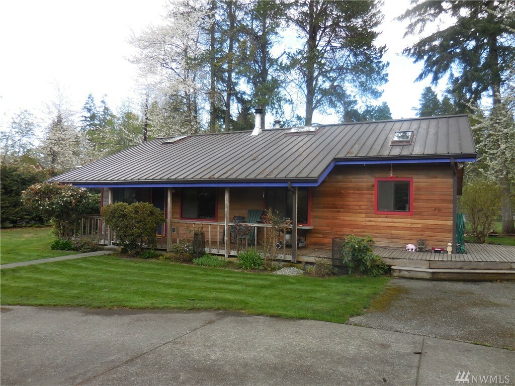 Property Photo:  9719 SW 180th St  WA 98070 