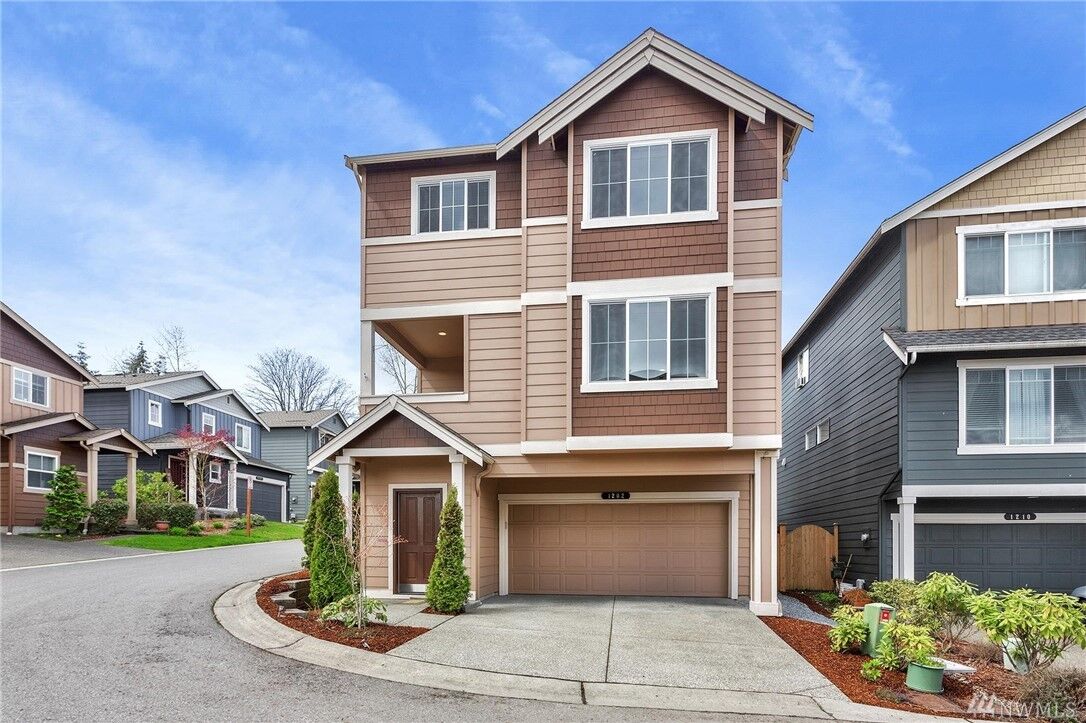 Property Photo:  1202 93rd Dr NE  WA 98258 