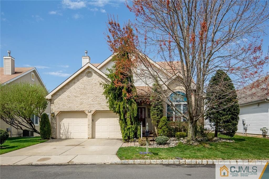 Property Photo:  4 Phillip Court  NJ 08831 