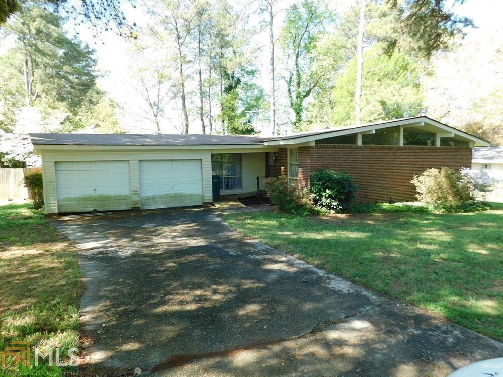 Property Photo:  2011 Nancy Cir  GA 30080 