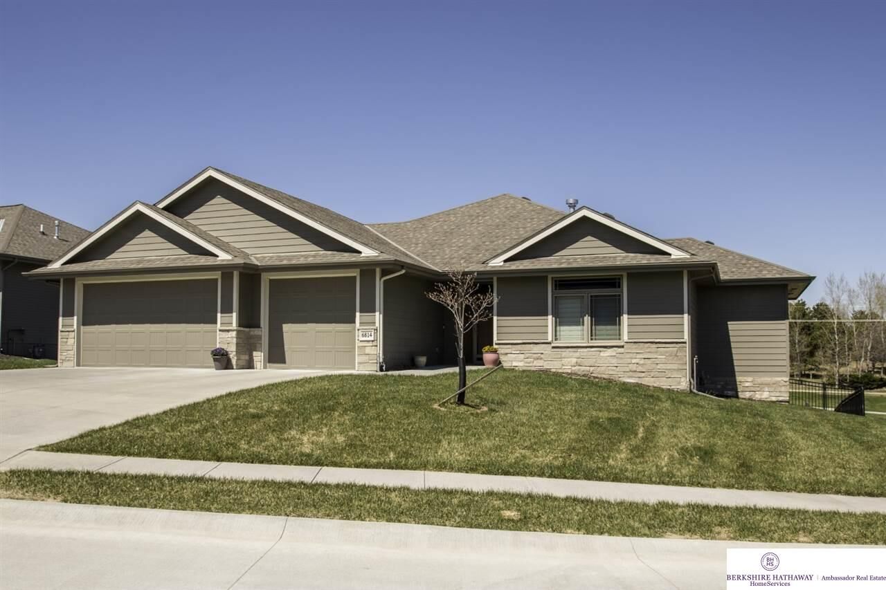 Property Photo: 6814 N 159 NE 68116