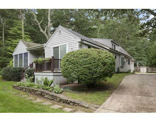 Property Photo: 262 Parks St MA 02332