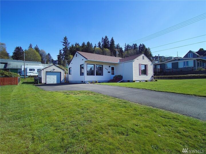 605 S Chambers St  Port Angeles WA 98362 photo