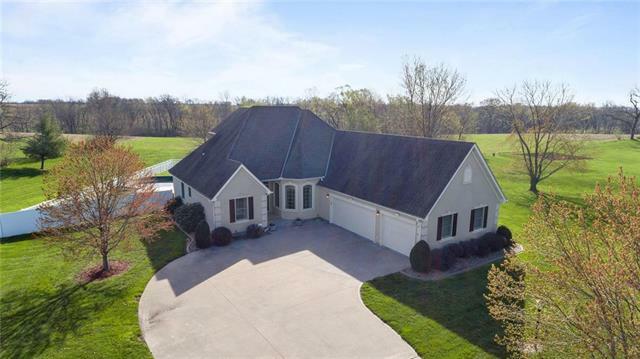 Property Photo:  12896 Valley View Drive  MO 64505 