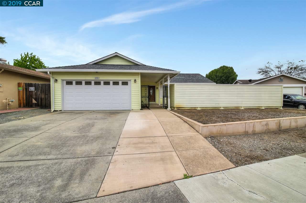 Property Photo:  2737 Barcelona Cir  CA 94509 