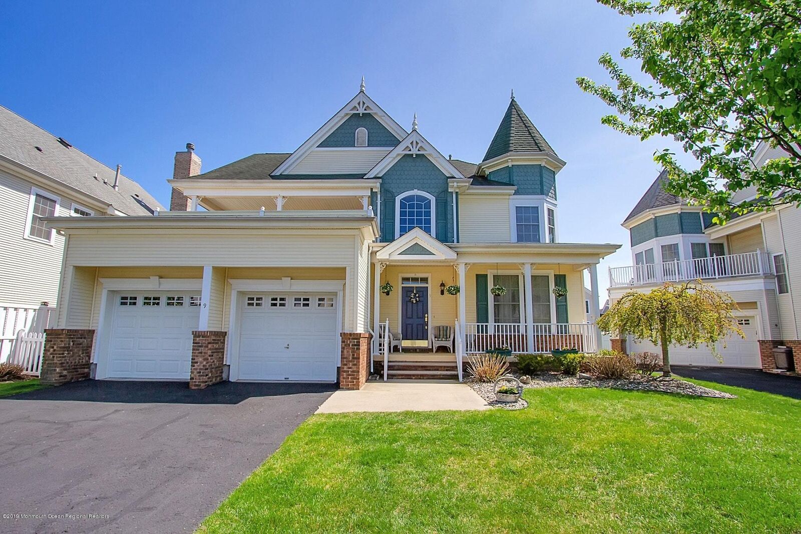 Property Photo:  9 Spinnaker Drive  NJ 08879 