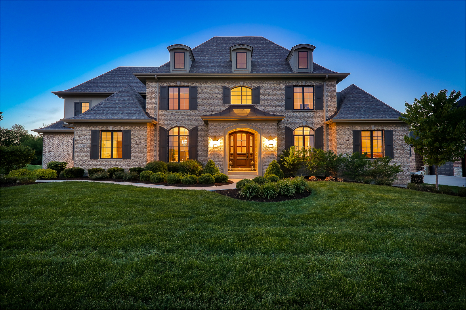 Property Photo: 39W364 Longmeadow Lane IL 60175