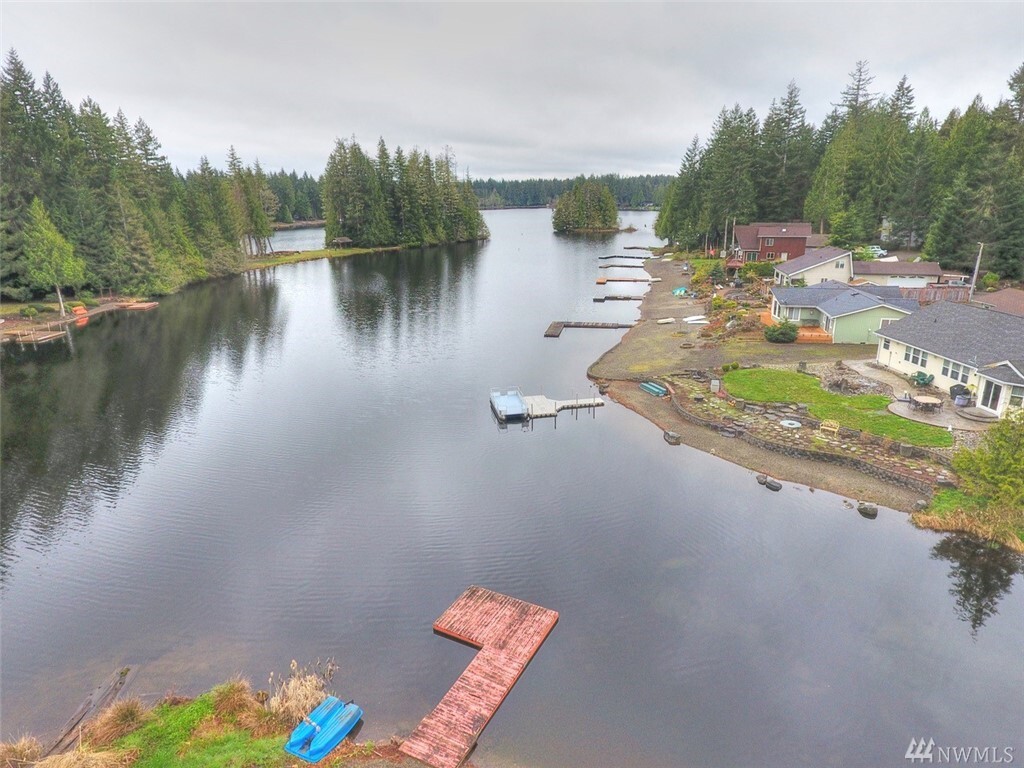 Property Photo: 1950 E Saint Andrews Dr N WA 98584