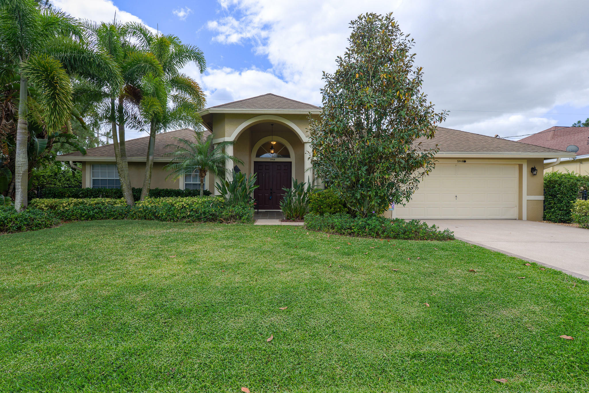 Property Photo:  5918 NW Ketona Circle  FL 34986 