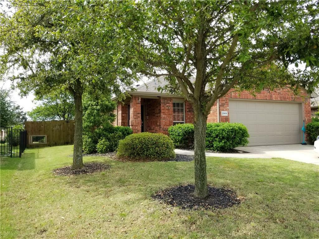 Property Photo:  2919 Lakewood Lane  TX 75189 