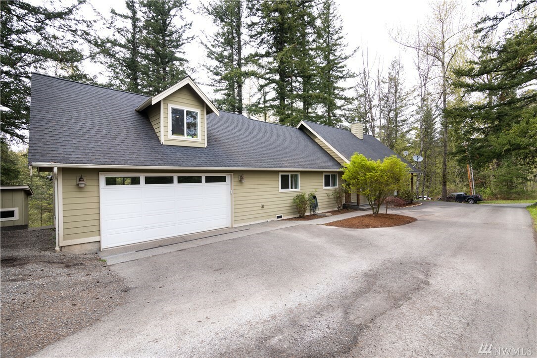 Property Photo:  1785 Kelly Rd  WA 98226 