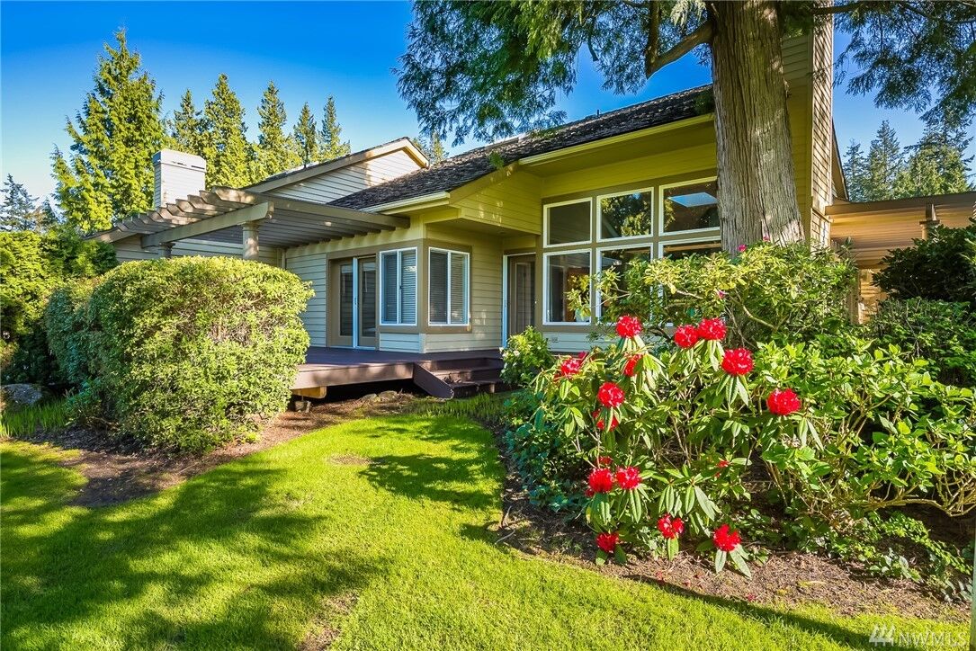 Property Photo:  5711 Sanderling Wy  WA 98230 